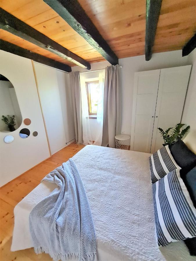 Villa Stonehouse Ana With Jacuzzi Rovinj-Krmed Extérieur photo