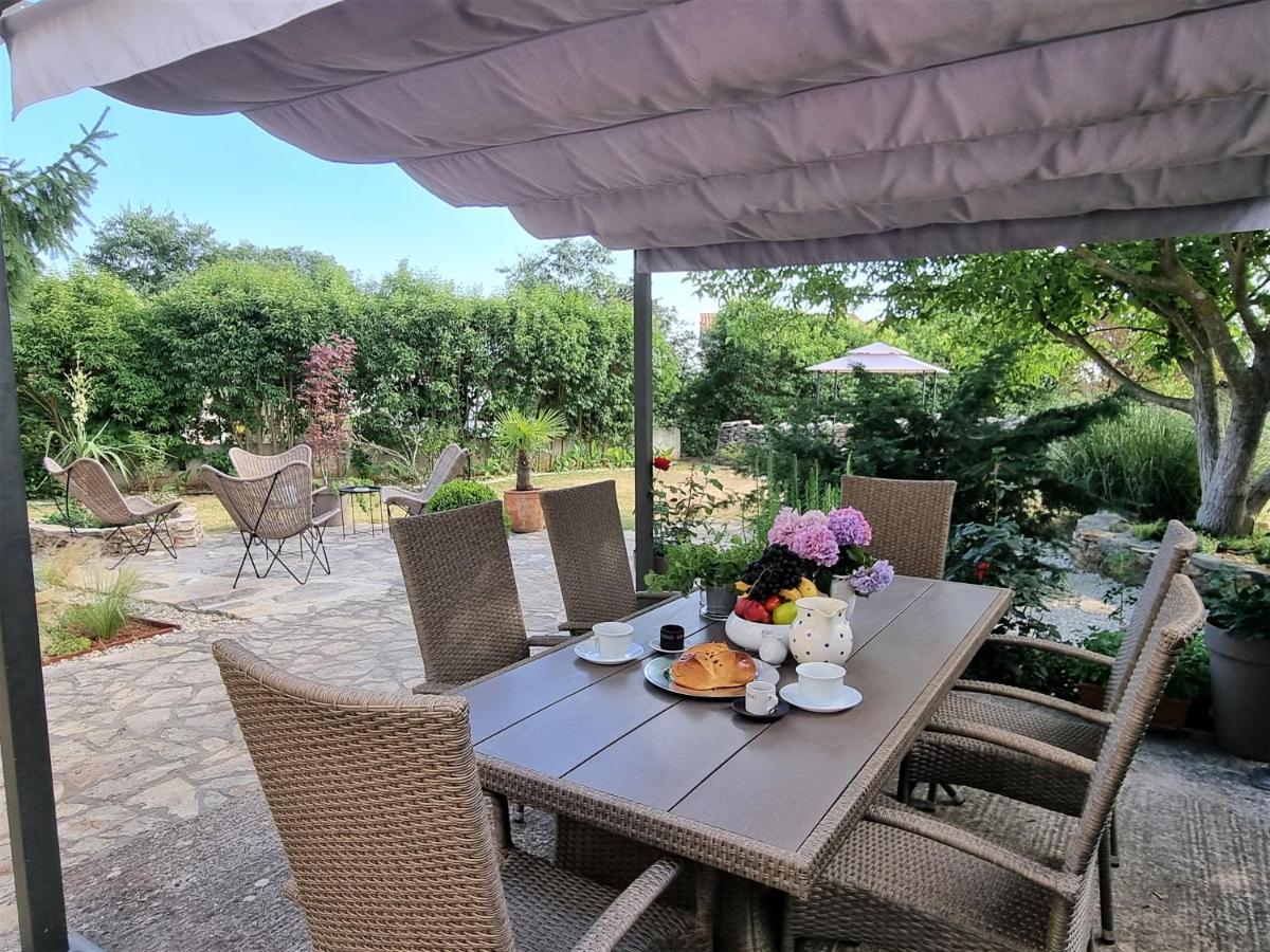 Villa Stonehouse Ana With Jacuzzi Rovinj-Krmed Extérieur photo